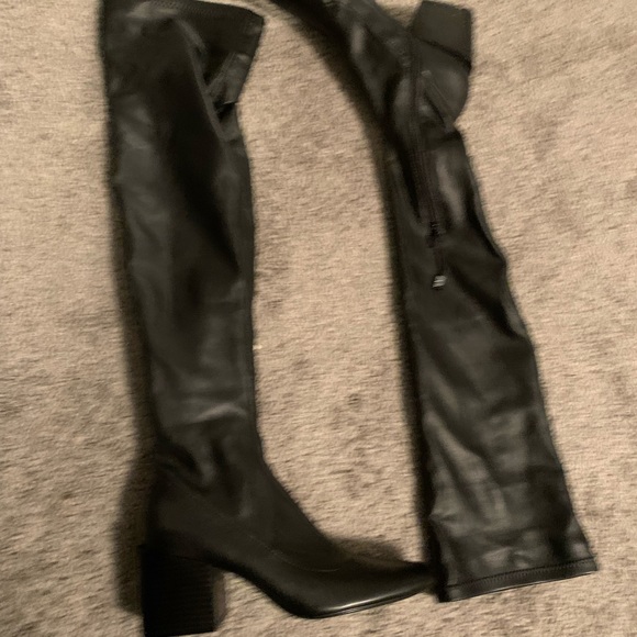 Zara over the knee boot (sold out in stores ) - Picture 2 of 6